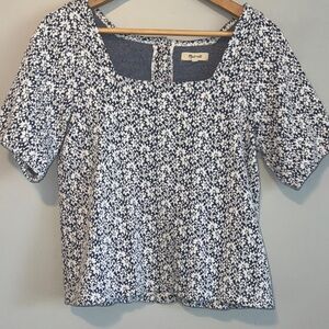 Madewell Navy and White Floral Button Back Blouse
